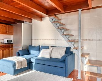 Ocean View Cottage a Home in Madeira - Fajã da Ovelha - Sala de estar