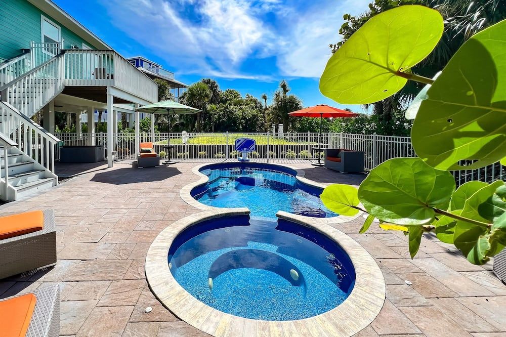 Island Haven: Uncover Blissful Paradise - קאפטיבה - בריכה