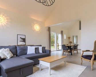 House with parking, nature retreat - 4 guests - Céaux - Huiskamer