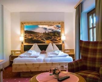Hotel Gasthof Hinteregger - Bad Kleinkirchheim - Bedroom