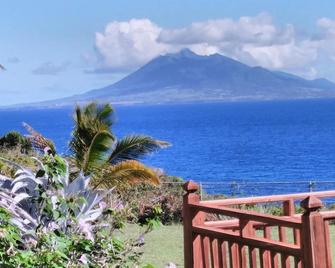 Statia Lodge - Oranjestad - Vista del exterior