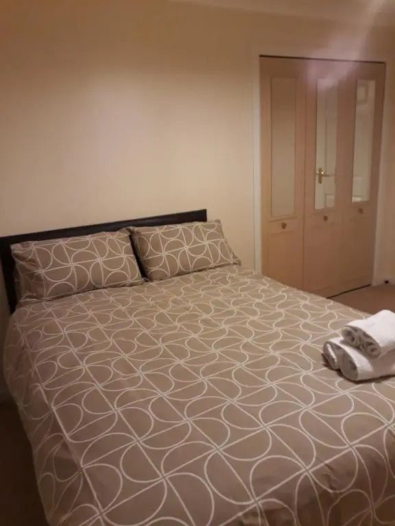 Handy Dale House - Bathgate - Bedroom