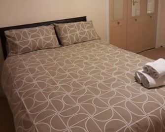 Handy Dale House - Bathgate - Bedroom