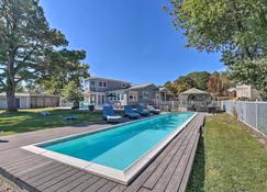 Grasonville Home with Private Pool on the Water - Grasonville - Alberca