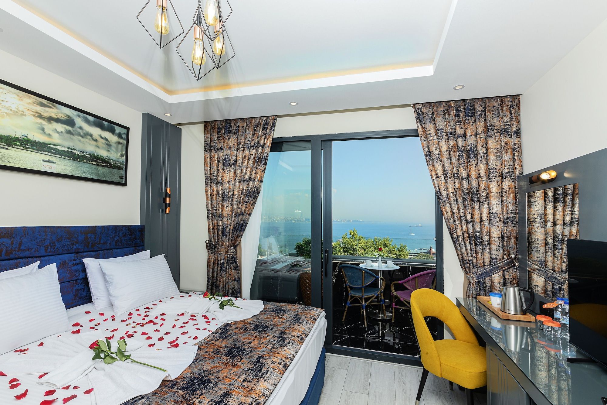 Bedroom view of The Magnaura Palace Hotel