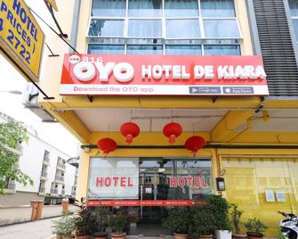 Oyo 816 Hotel De Kiara - Bahau - Edifício