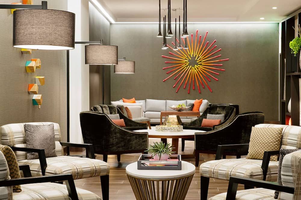 هامتون إن آند سويتس دالاس داونتاون