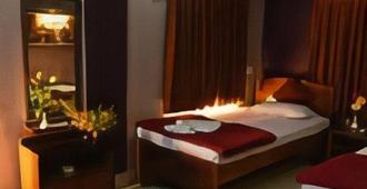 Hotel Gateway Continental - Kolkata - Bedroom
