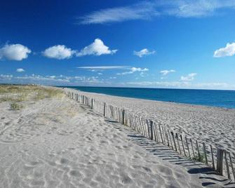 Lagrange Vacances Les Pierres de Jade - Saint-Cyprien - Plage
