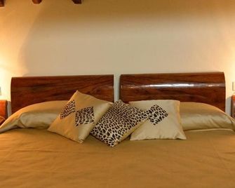 Palazzo Torriani - Marradi - Bedroom