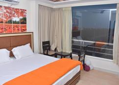 Sk7 Service Apartments - Vijayawada - Bedroom