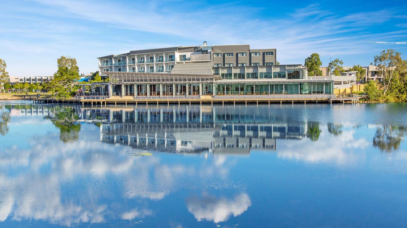 Best Western Plus North Lakes Hotel
