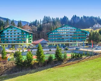 Alpine Club by Schladming-Appartements - Schladming - Building