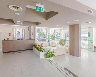 Hotel Confort - Rimini - Lobby