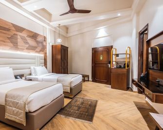 Grand Hotel Mumbai - Ballard Estate, Fort - Mumbai - Schlafzimmer