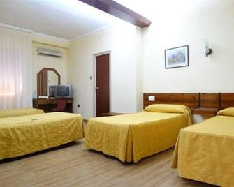 Hotel Goya - Crevillent - Bedroom