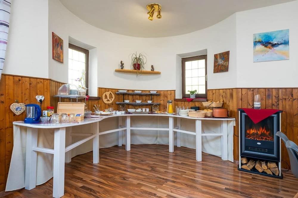 Pension Bayerwald mit Ferienwohnung - Bodenmais - Buffet
