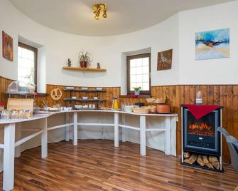 Pension Bayerwald mit Ferienwohnung - Bodenmais - Buffet