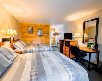 Moose Mountain Inn - Greenville - Bedroom