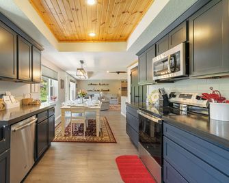 Delightful Loon Lake Retreat - Coldwater - Keuken