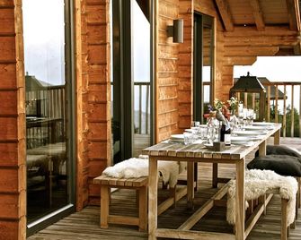 Generous accommodation in this superior family chalet with panoramic views - Vex - Balcon