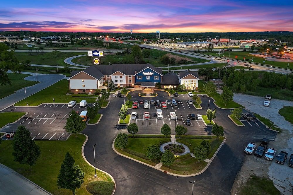 AmericInn Lodge & Suites Green Bay East - Грін-Бей