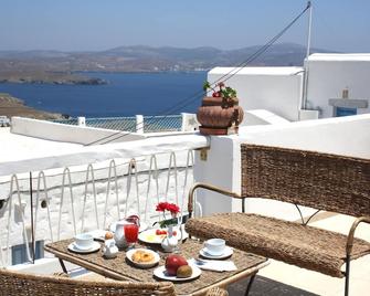 Mariakis Luxury Studios - Astypálaia