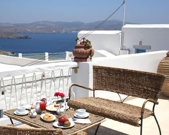 Mariakis Studios - Astypálaia - Balcony