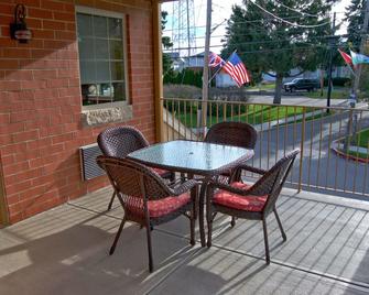 Put-in-Bay Victory Station - Put-in-Bay - Balkón