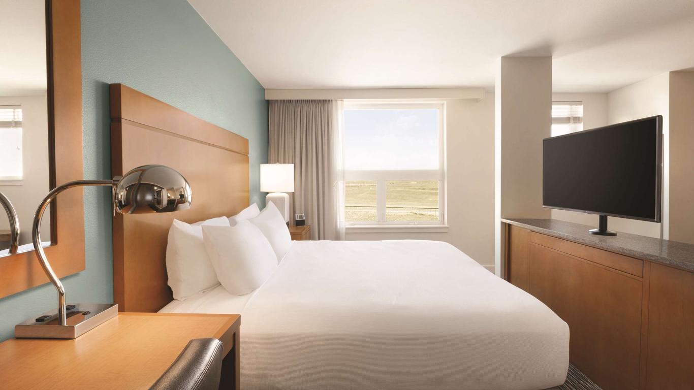 Hyatt House Denver Airport
