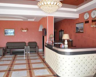 Firuz Hotel - Khujand - Front desk