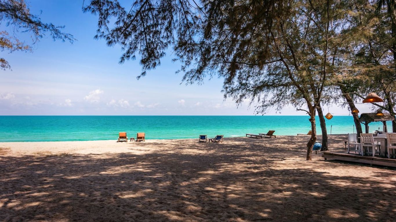 Mumsa Beach Resort & Restaurant