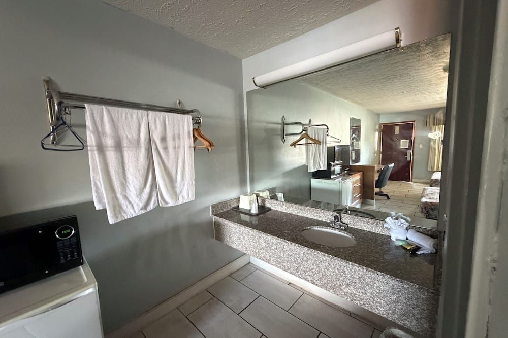 American Value Inn Columbus Ohio State I-71 - קולומבוס