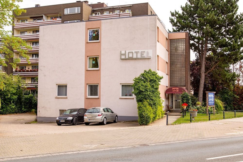 هوتل هاوس شميت