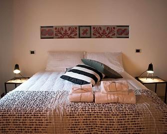 Cece Nove - Sotto l'Arco - Rutigliano