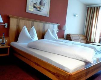 Gasthof Zum Bäckerwirt - Cham - Chambre