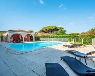 Apartment Le Jardin d'Artemis-2 by Interhome - Gassin - Piscine