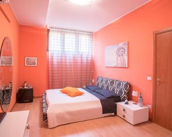 Juliette Rooms - Iesi - Habitación