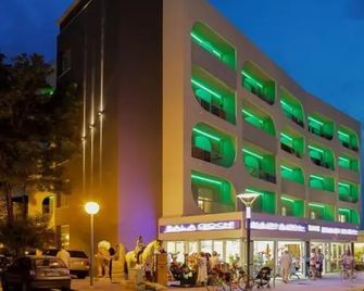 Hotel Sorriso - Lido di Classe - Building