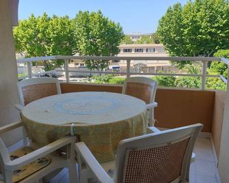 Port Frejus Studio Cabine 100m Des Plages 4 Person - Fréjus - Balkon