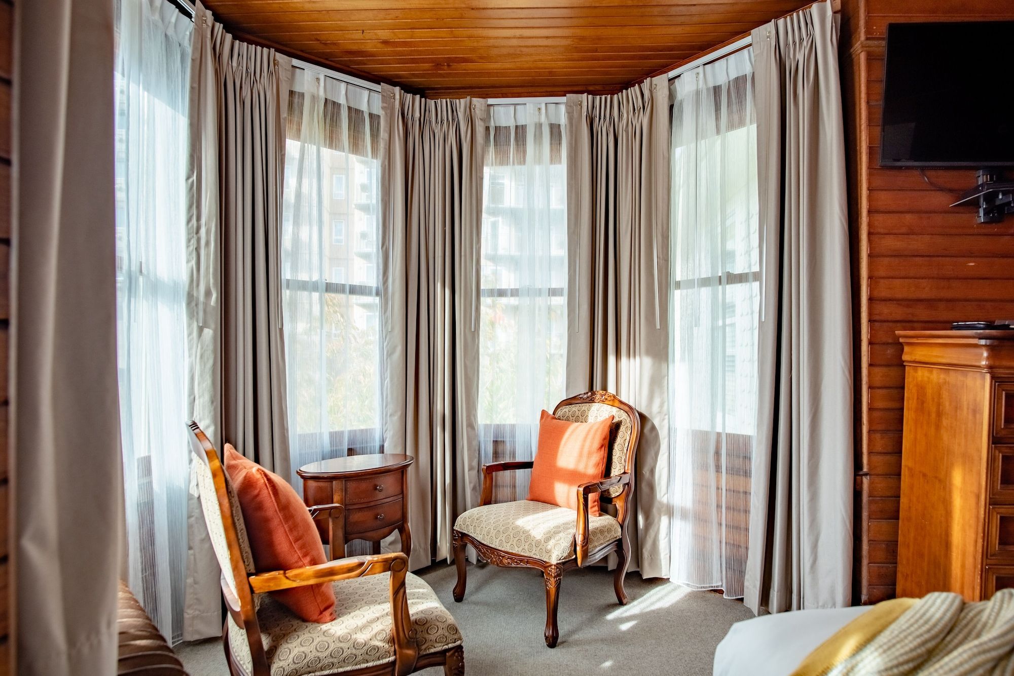 Gilbert Inn Seaside - Seaside - Wohnzimmer