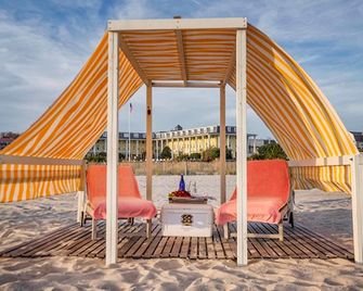 Congress Hall - Cape May - Strand