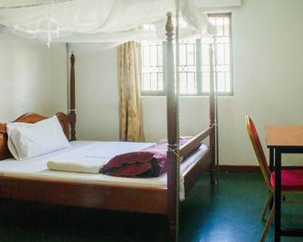 Hilltop Annex Hotel - Arua - Bedroom
