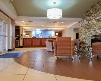 Holiday Inn Express Hotel & Suites Orange City - Orange City - Lobby