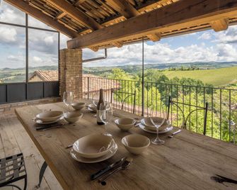 Renato Apartments Monforte D'alba - Castiglione Falletto - Balcón