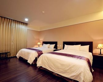 King Town Hotel - Yilan City - Yatak Odası