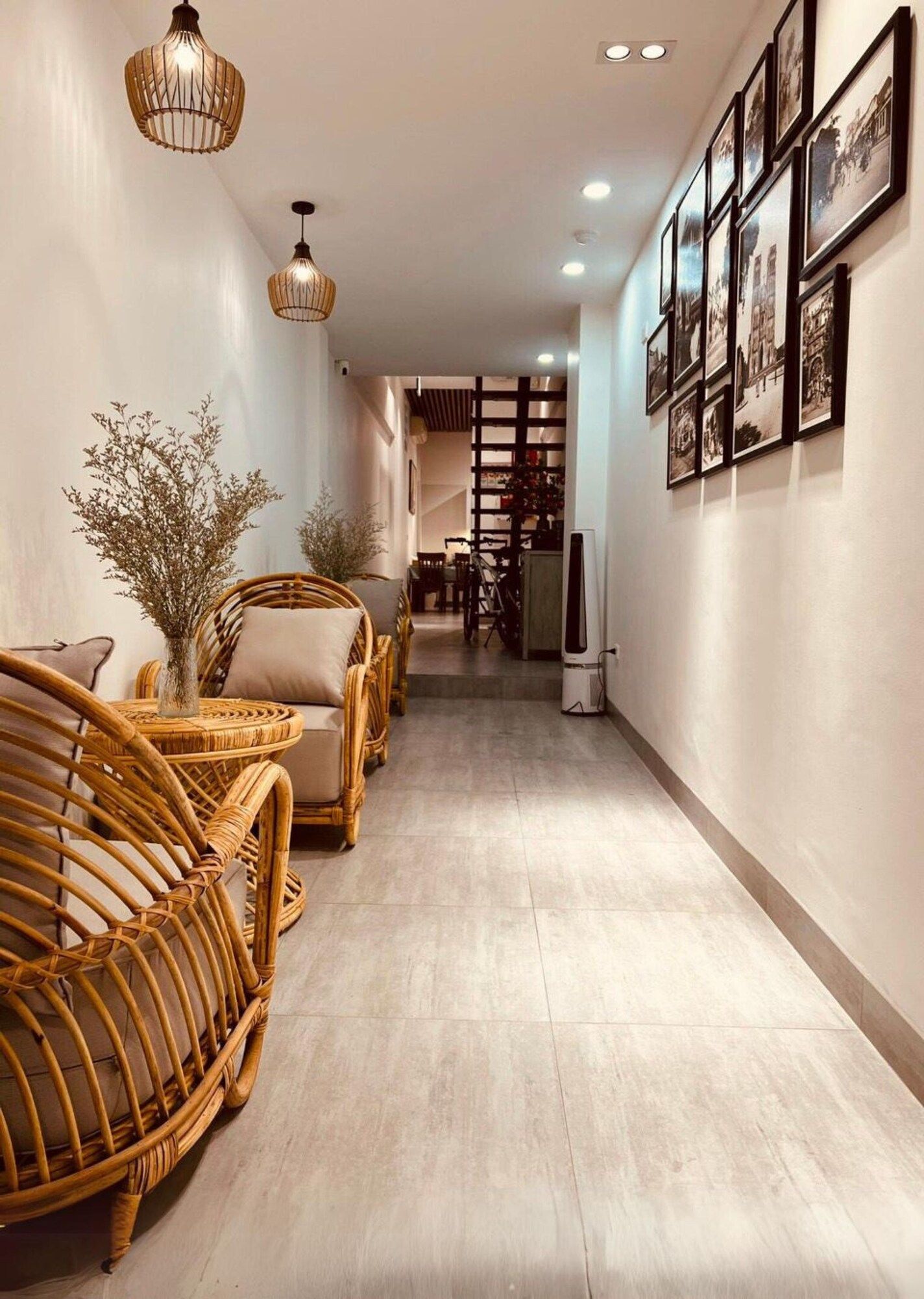 Lanha Hotel - Homestay - האנוי - לובי