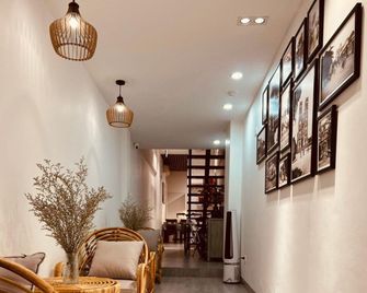 Lanha Hotel - Homestay - Hanoi - Reception