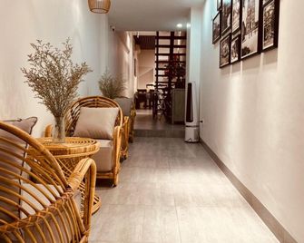 Lanha Hotel - Homestay - האנוי - לובי