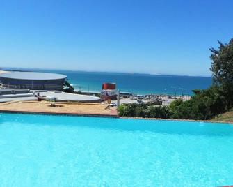 Chapman Hotel and Conference Centre - Puerto Elizabeth - Piscina